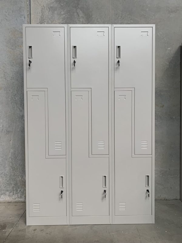 METAL STEP LOCKER – 6 DOOR (BANK OF 3) WITH CAM LOCK, LIGHT GREY