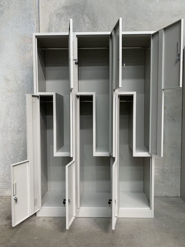 METAL STEP LOCKER – 6 DOOR (BANK OF 3) WITH CAM LOCK, LIGHT GREY - Image 2